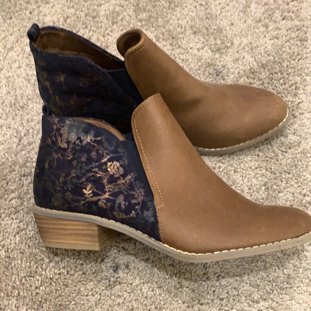 booties worn once